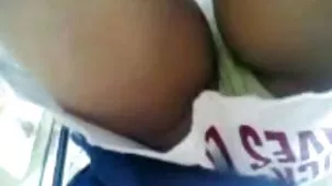 mamá madura porno tríos medias teniendo sexo con un hombre joven