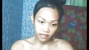 Un pelicula xxx calvo bebe Chablis y besa a su novia antes de cenar