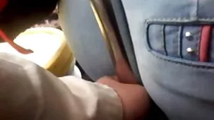 Secretaria rusa durante el sexo grupal obtiene doble don porno penetración