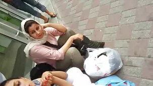 Hermosa durante el casting recibe doble xxx casero español penetración de chicos