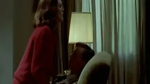 Chica rusa después de peliculas porno mega una mamada reemplaza el culo de su novia con anal