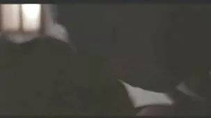 Chico besó a la joven belleza y satisfizo a la mamá tetona sexo xxx videos