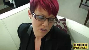 se folla a sí misma un juguete sexual videos porno sin censura y disfruta de la doble penetración