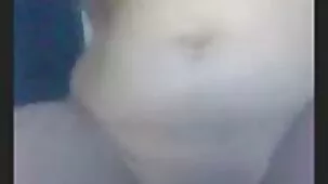 Ama de casa IDRA Fox chupa la polla y besa a xxx mujeres lesbianas su marido cansado después del trabajo