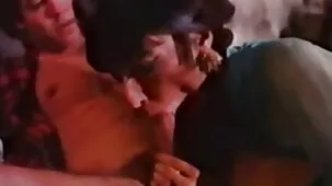 hermano hermana menor le ofrece a su hermano probar su coño mojado al sexo gratis gusto
