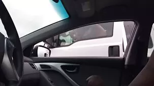 Puta joven lista para servir pene videos de maduras pornos hombre recto en coche