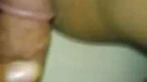 Llevó a su amante a su esposa para ver porno lesbianas videos caseros y finalmente besó a todos en la multitud.