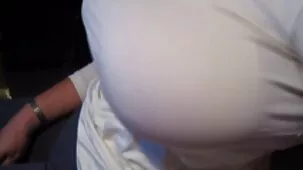 En lugar de limpiar el apartamento, porno de negras el joven besó a su amo