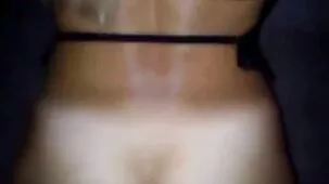 Chico se folla a una linda chica, su adorada esposa, beso en ver pono los labios