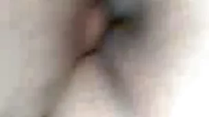 Mamá Premium divirtiéndose con una pareja coños peludos joven después del desayuno, sexo grupal largo