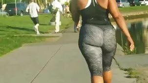 Medias pelicula porno morenas cabalga su coño sobre la polla y hace fumar después de un dulce cunnilingus