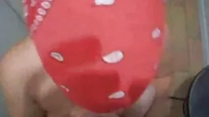 Dos chicas dominan a un hombre y lo hacen el más videos caseros de lesbianas dulce