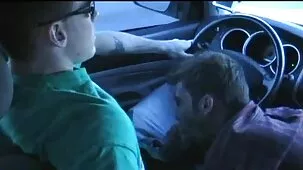 Una amiga besó a Emma Hicks brazzers gratis en un picnic.