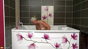 Besar a una chica casi delante de un hombre videos de porno xx maduro