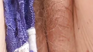 Hombre besa a enfermera de sexo gratis maduras guardia