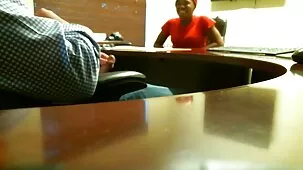 Follando a una porno gratis trios chica con un gran beso y una gran polla