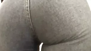 Tres lesbianas follándose con amateur xxx los dedos y la lengua.