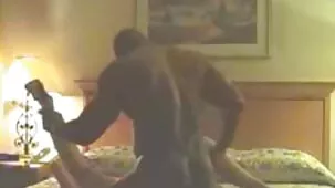 Mulata abre de piernas para hacer el amor con un hombre negro al que le gusta videos pornos de insesto follar chicas con un miembro grande