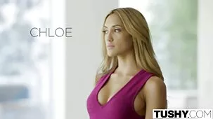 La sirena tetona masajeó a su amante, luego peliculas xxx anal la empujó en el tronco
