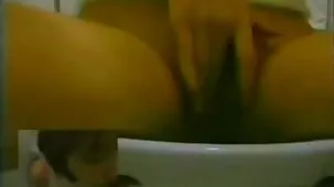 Adorable lesbiana en ropa interior de cuero follada entre sí con la ayuda de un videosxxx largo strapon